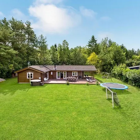 Cozy Home In Ebeltoft With Wifi Holiday home