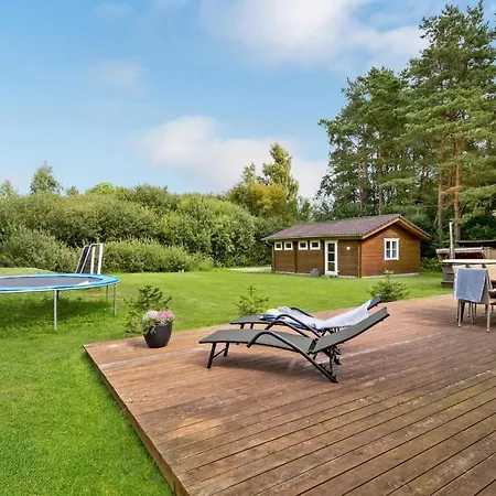 In With 4 Bedrooms Ferienhaus *