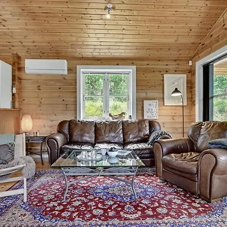 Feriehus Pet Friendly In With Kitchen