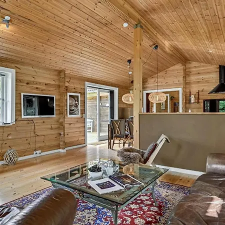Cozy Home In Ebeltoft With Wifi *